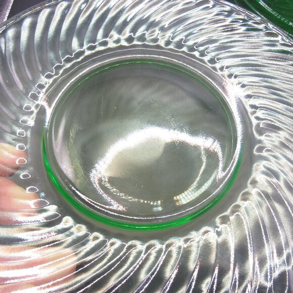 Four Depression Uranium Glass Plates - Picture 5 of 7